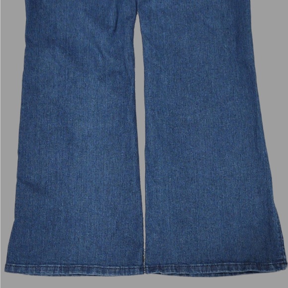 Michael Kors Slit Wide Leg Jeans, Size 4 - Picture 7 of 9